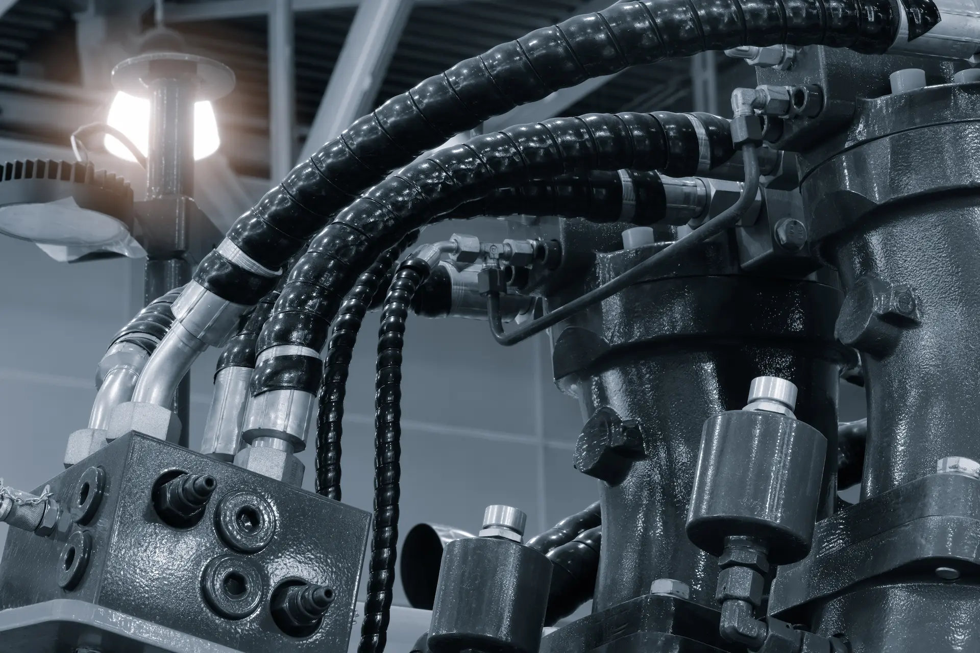 Hydrauliekslangen op maat geassembleerd